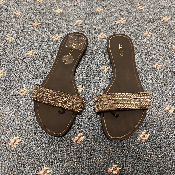 Aldo Sandal Women's 7 Black Thong Flat Flip Flop Gold Accent Jewel Rhinestone - Picture 1 of 7